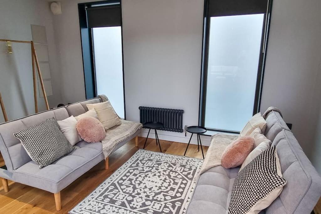 Stunning Luxury Townhouse In Centre Of แมนเชสเตอร์ ภายนอก รูปภาพ